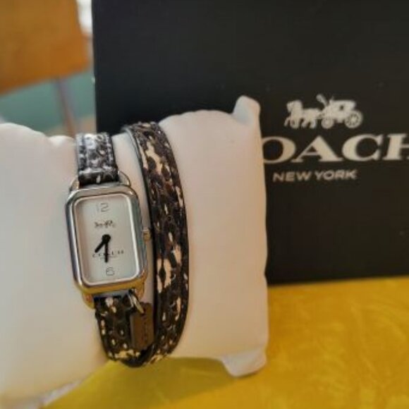 Coach Women's Ludlow Double Wrap Watch in Snake Print - Picture 1 of 5